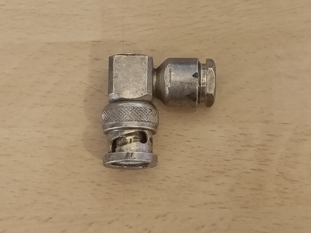 BNC+plug_50ohm_rt-angle=0034.jpg