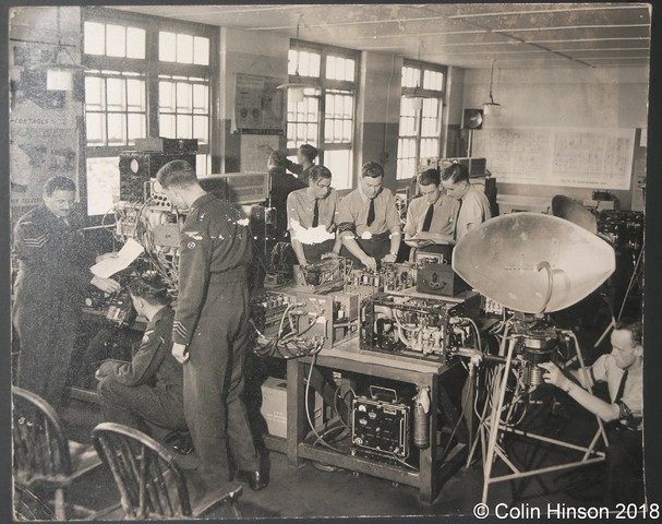 Aircraft+Apprentices_Cranwell_c1950_H2S=0298.jpg