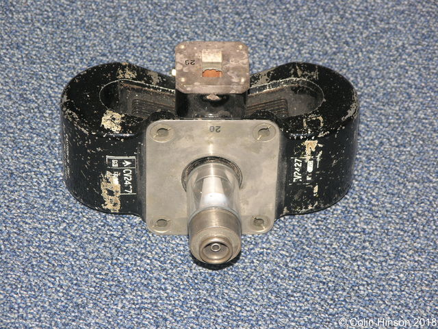 Valve_Magnetron_Type_CV2427=0456.jpg