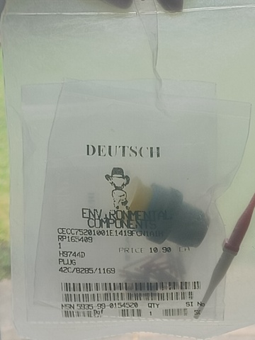 Amphenol_19way_socket_sealed=0279.jpg