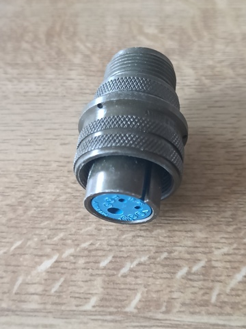 Amphenol_3way_socket=0301.jpg