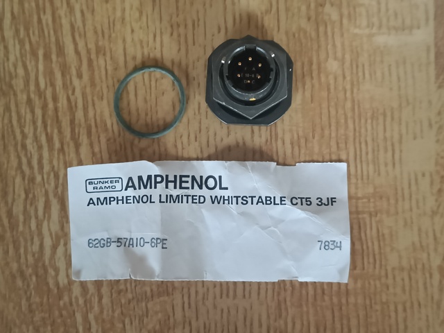 Amphenol<br>6way plug