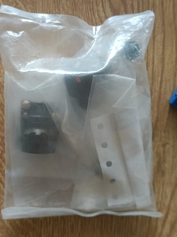Amphenol_6way_plug_sealed=0287.jpg