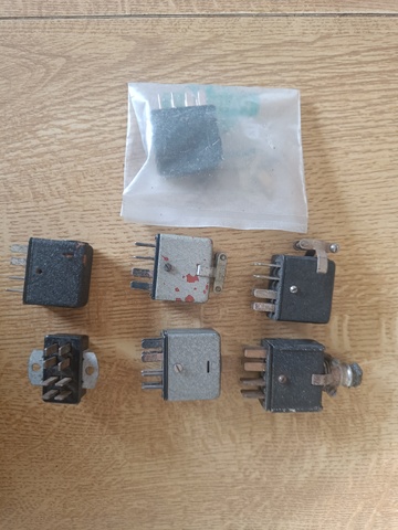 Mini+Jones_8way_plug=0275.jpg
