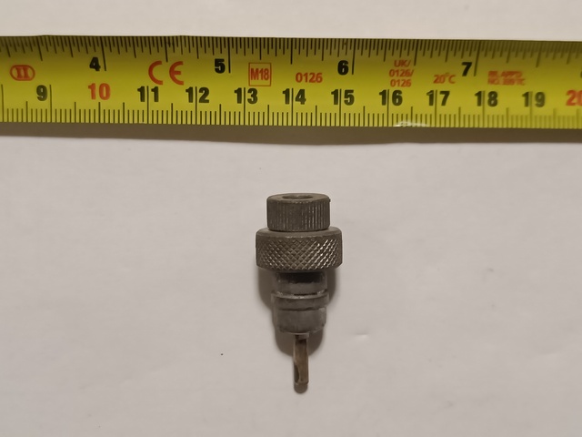 Plug_F_and_E=0176.jpg