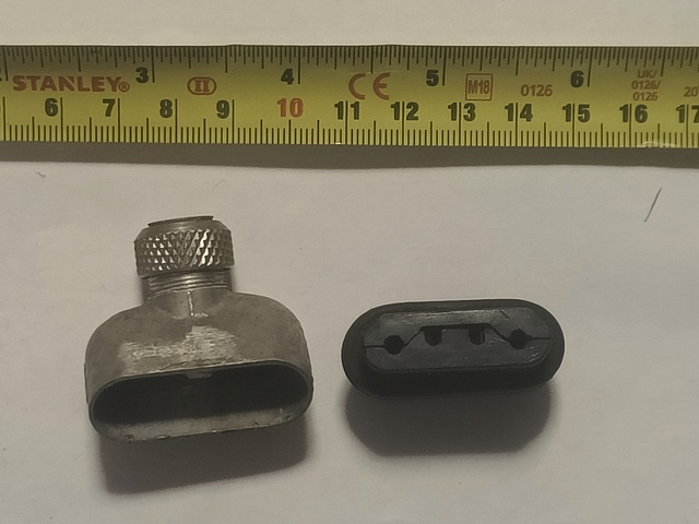 Socket_4way=0120.jpg