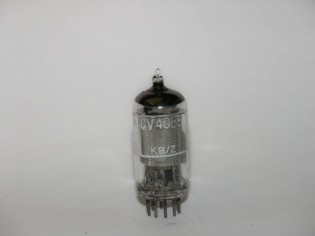 CV4085.jpg