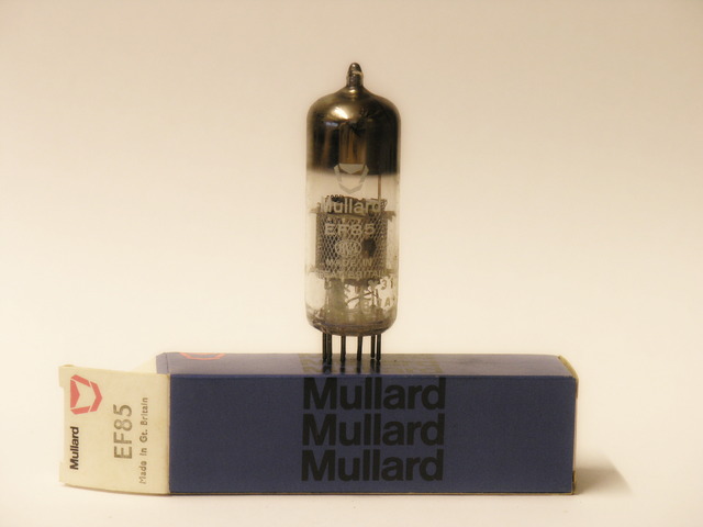 EF85.jpg