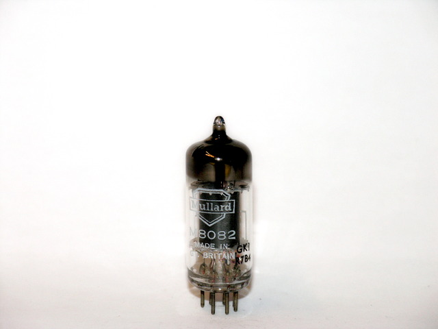M8082